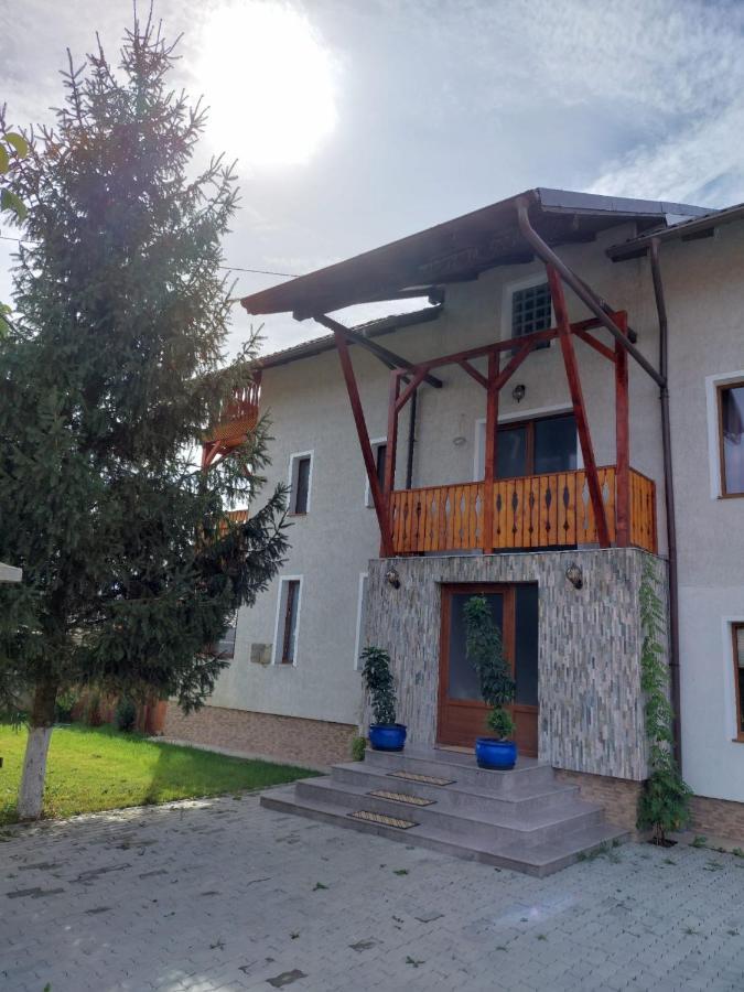 Pensiunea Vera Râșnov Zewnętrze zdjęcie