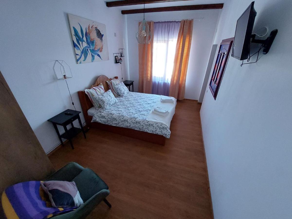 Pensiunea Vera Râșnov Zewnętrze zdjęcie